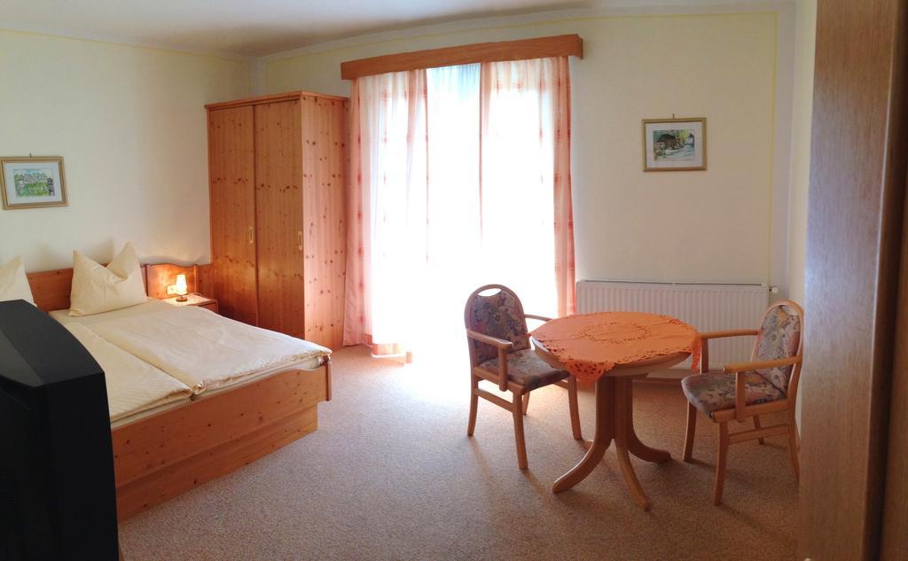 Gastehaus Sapetschnig Apartment Faak am See Bilik gambar