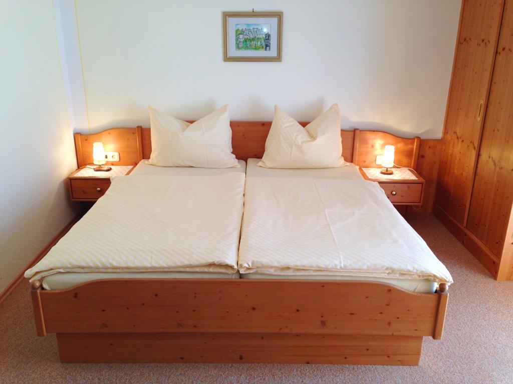 Gastehaus Sapetschnig Apartment Faak am See Bilik gambar